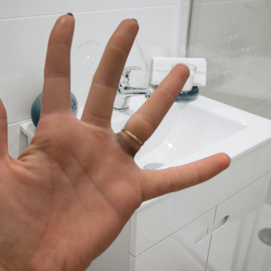 Pourquoi les bijoux font-ils verdir la peau ?