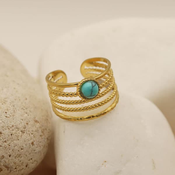 Bague haute multi-anneaux  dorée sertie d'une pierre naturelles Turquoise bleu