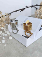 Bague breloque large avec une chaîne d'ancre barre et boucle ajustable doré ou argenté
