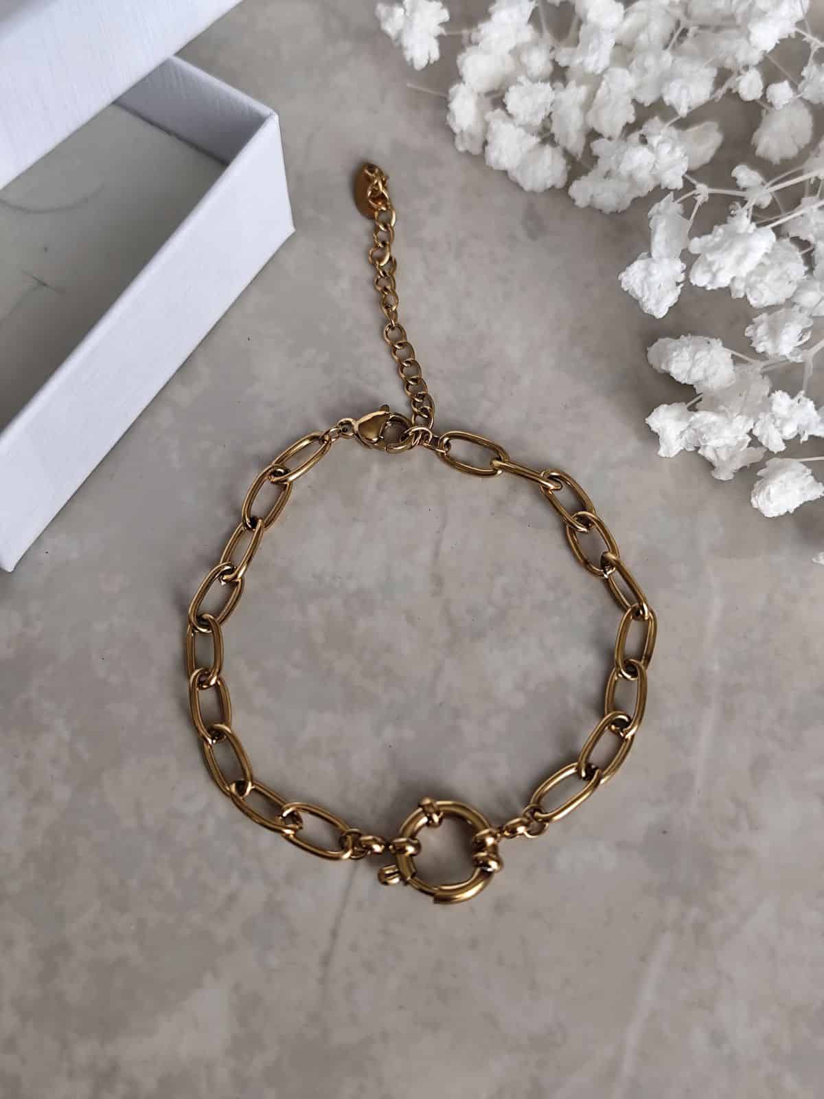 Bracelet  maille fine en acier inoxydable avec fermoir marin doré