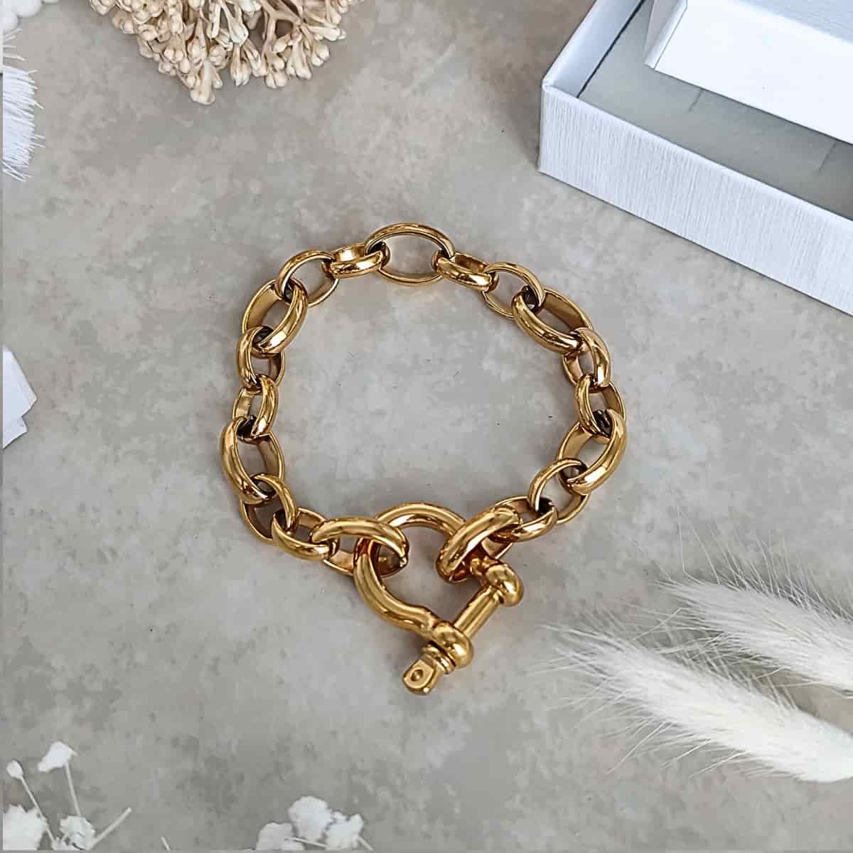 Bracelet grosse maille en acier inoxydable doré à fermoir manille