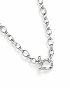 Collier grosse maille en acier inoxydable 316L argenté, chaîne à larges maillons forçat et fermoir manille.