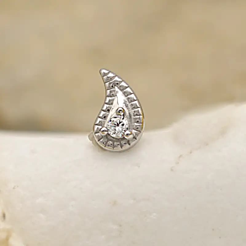 Puces d'oreilles en forme de goutte d'eau serties d'un Zircon en argent ou argent 