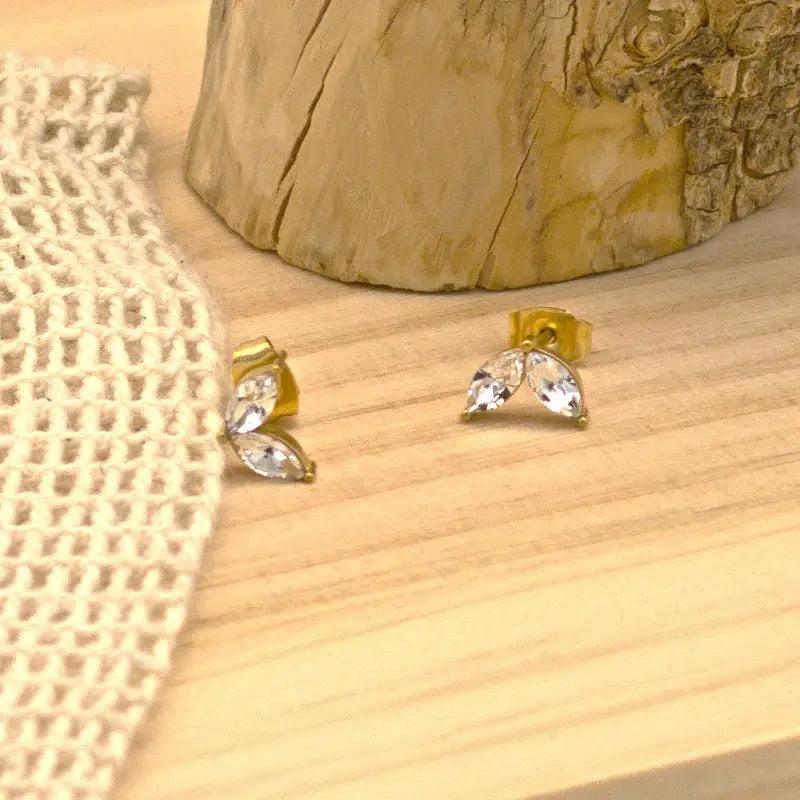 puces d'oreilles acier inoxydable en  feuilles serties de zircons blancs